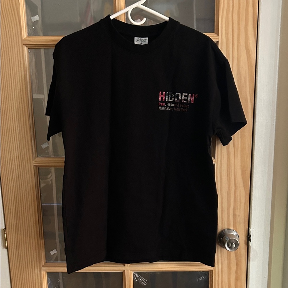 Hidden NY Black Tee
